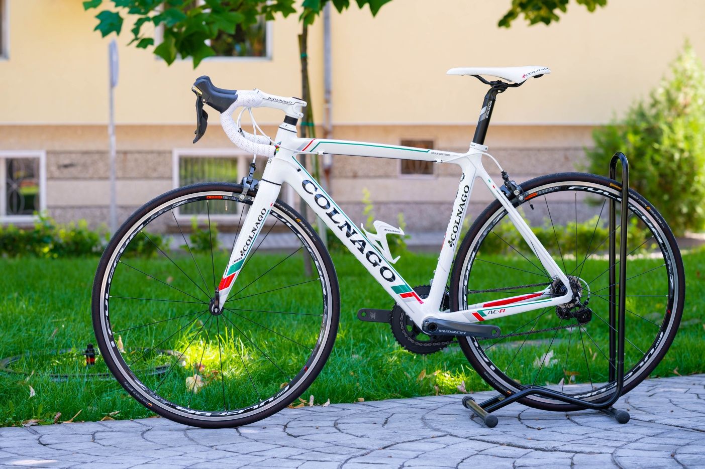 Карбонов шосеен велосипед COLNAGO  AC-4