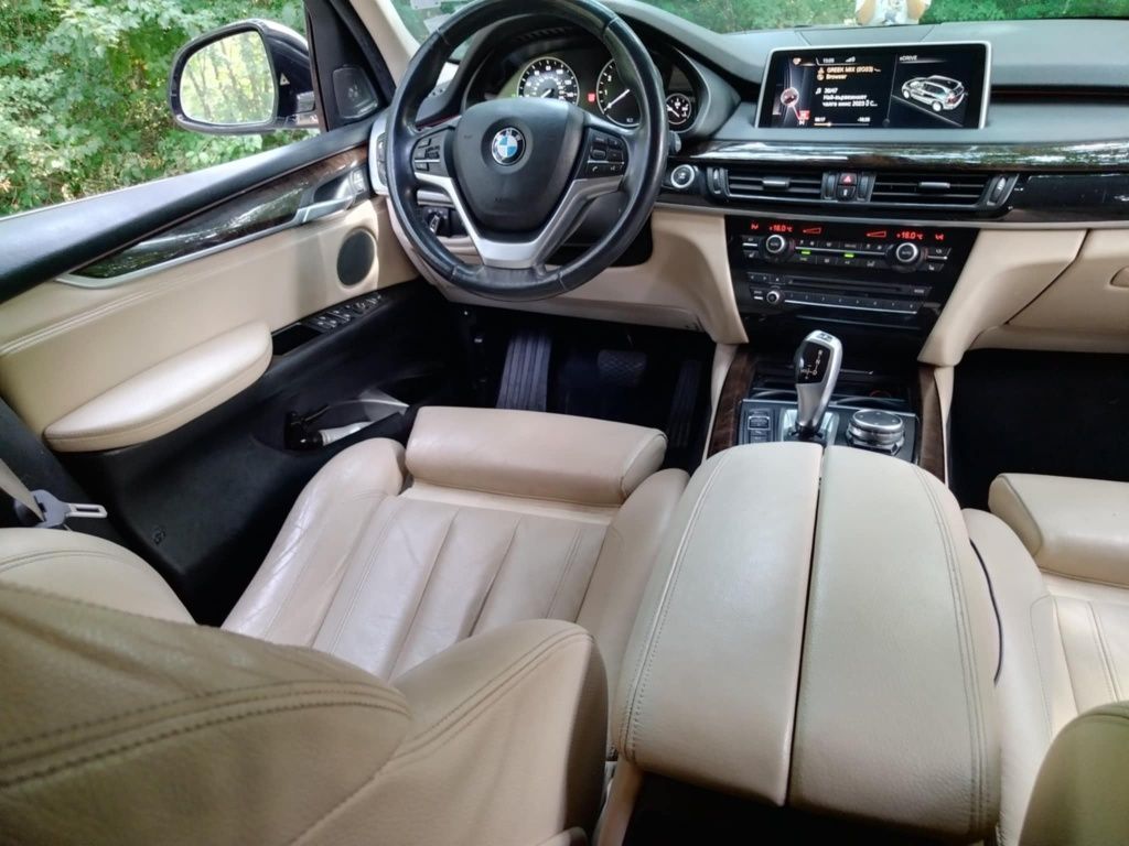 Продавам, заменям! 
BMW X5 F15 40е 313кс. 8ZF 2017г. 185400км. Plug-in