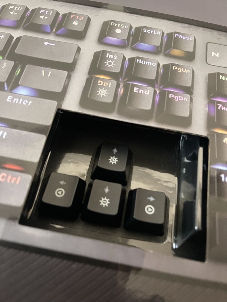 Tastatura mecanica gaming Vertux Toucan Blue Switch Antighosting Pro