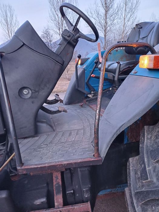 Tractor fiat agri  New holland 4635 dt universal  utb dtc