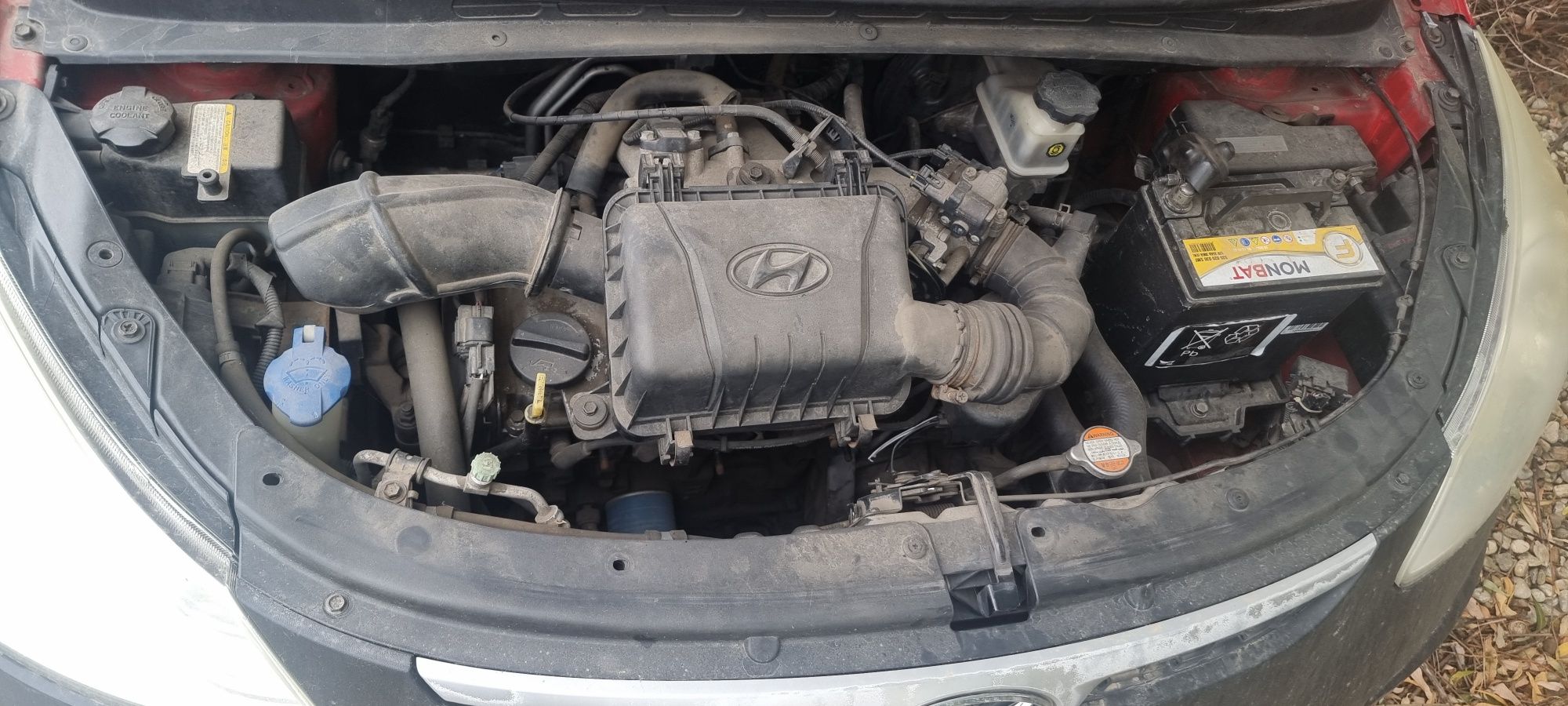 Motor hyundai i10