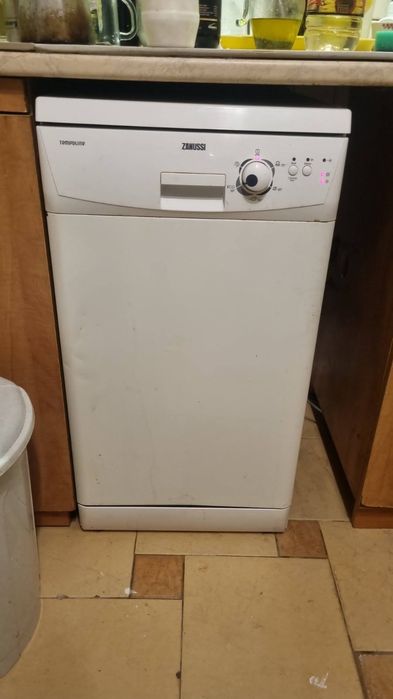 Съдомиялна ZANUSSI