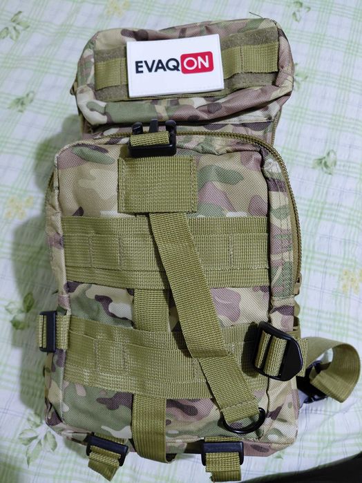 Продавам раница 30л.