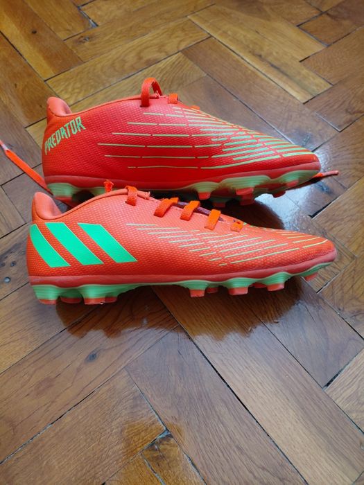 Бутонки Adidas Predator