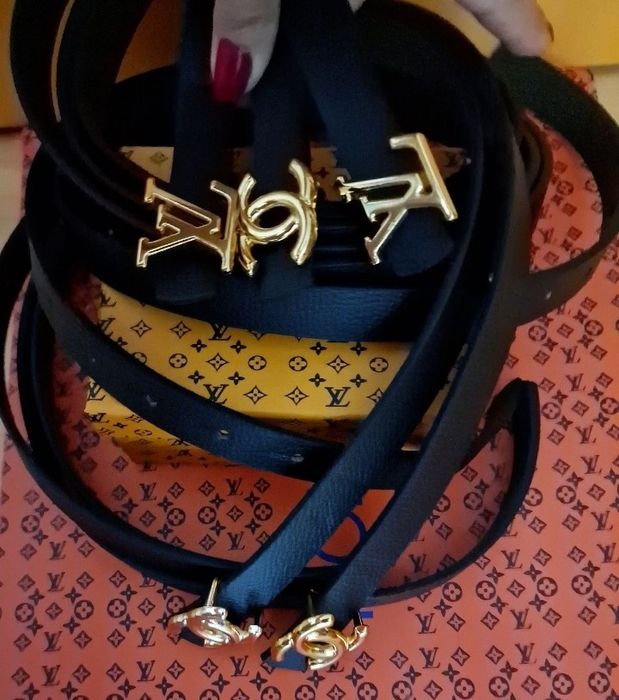 Curele inguste damă,super model, logo metalic auriu