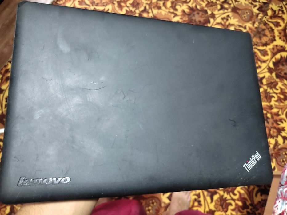 Noutbook thinkpad