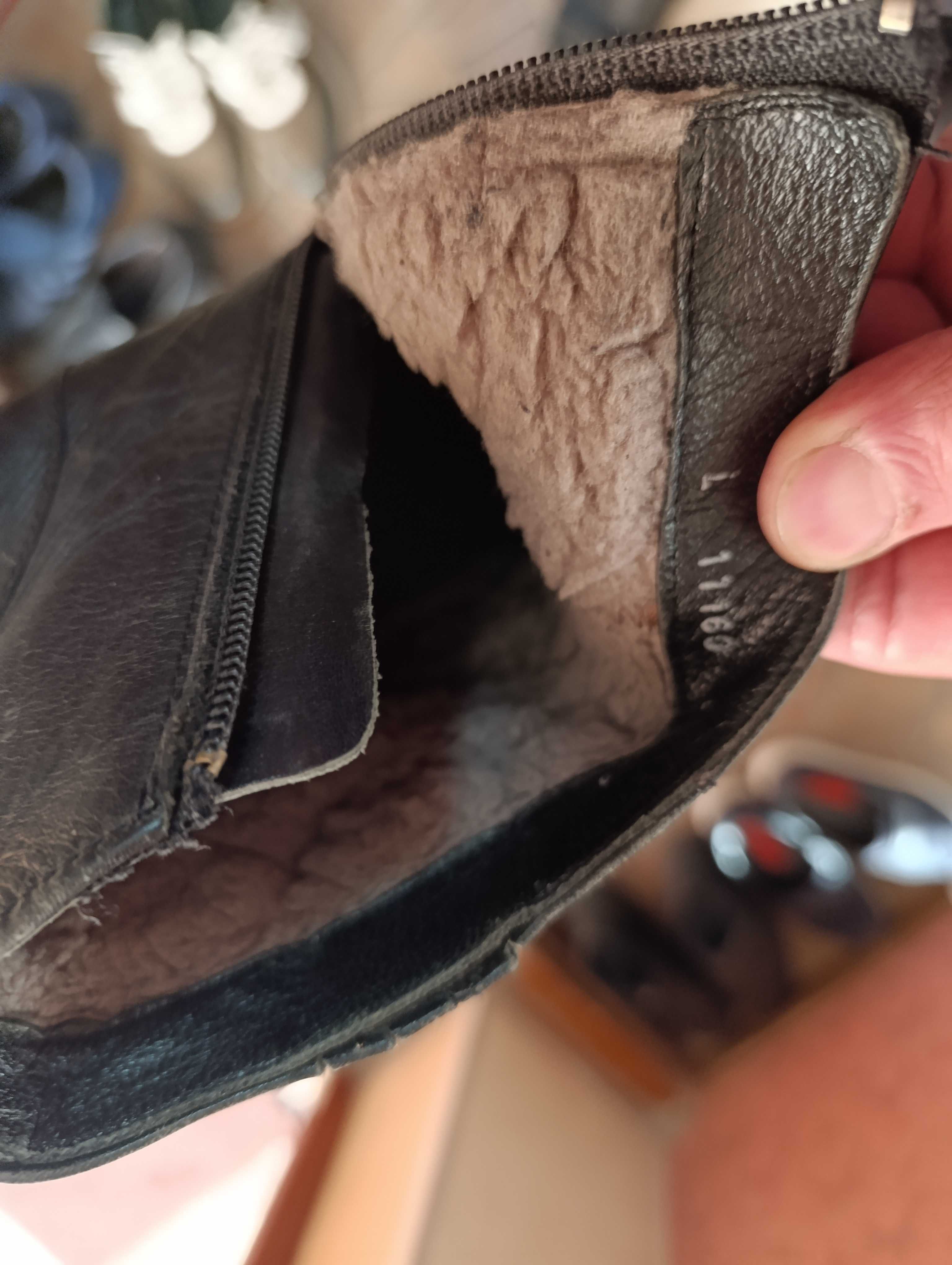 Продам мужские зимние сапоги,кожа,43,недорог