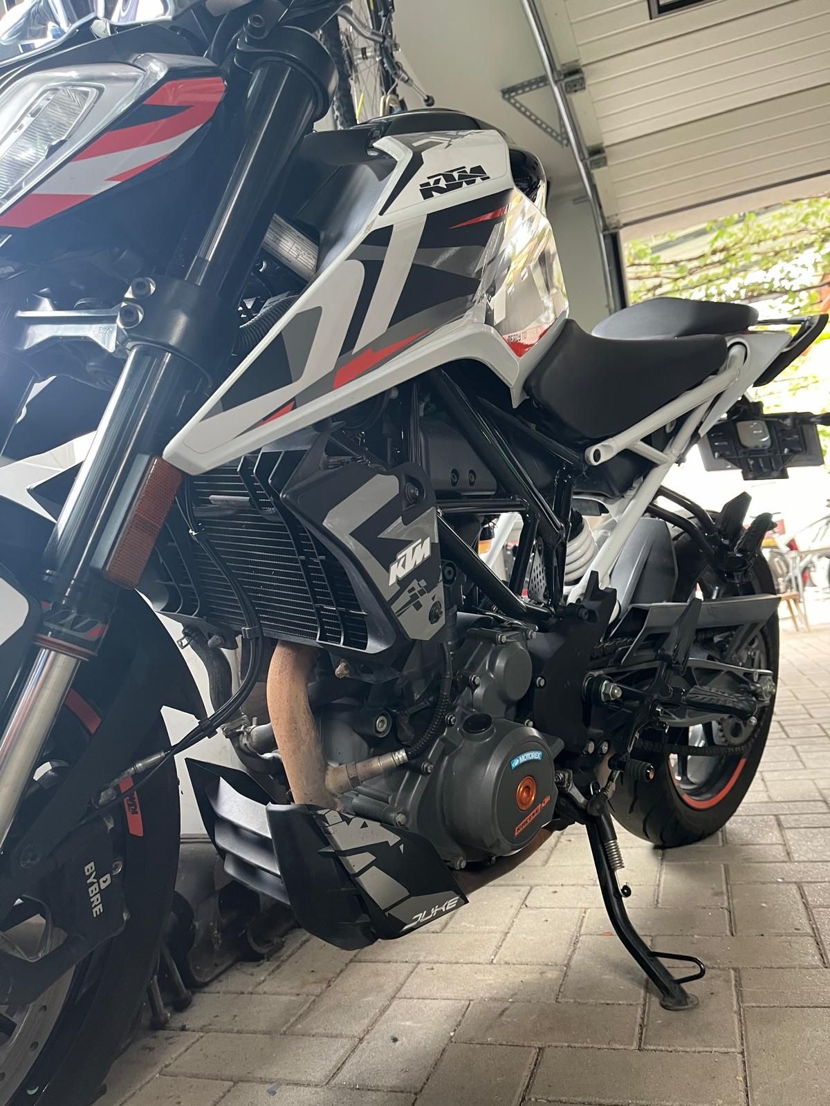 Ktm Duke 390 /A2 SEMIAUTOMAT