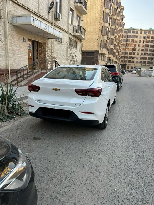 onix 3 LT MT 2025-yil