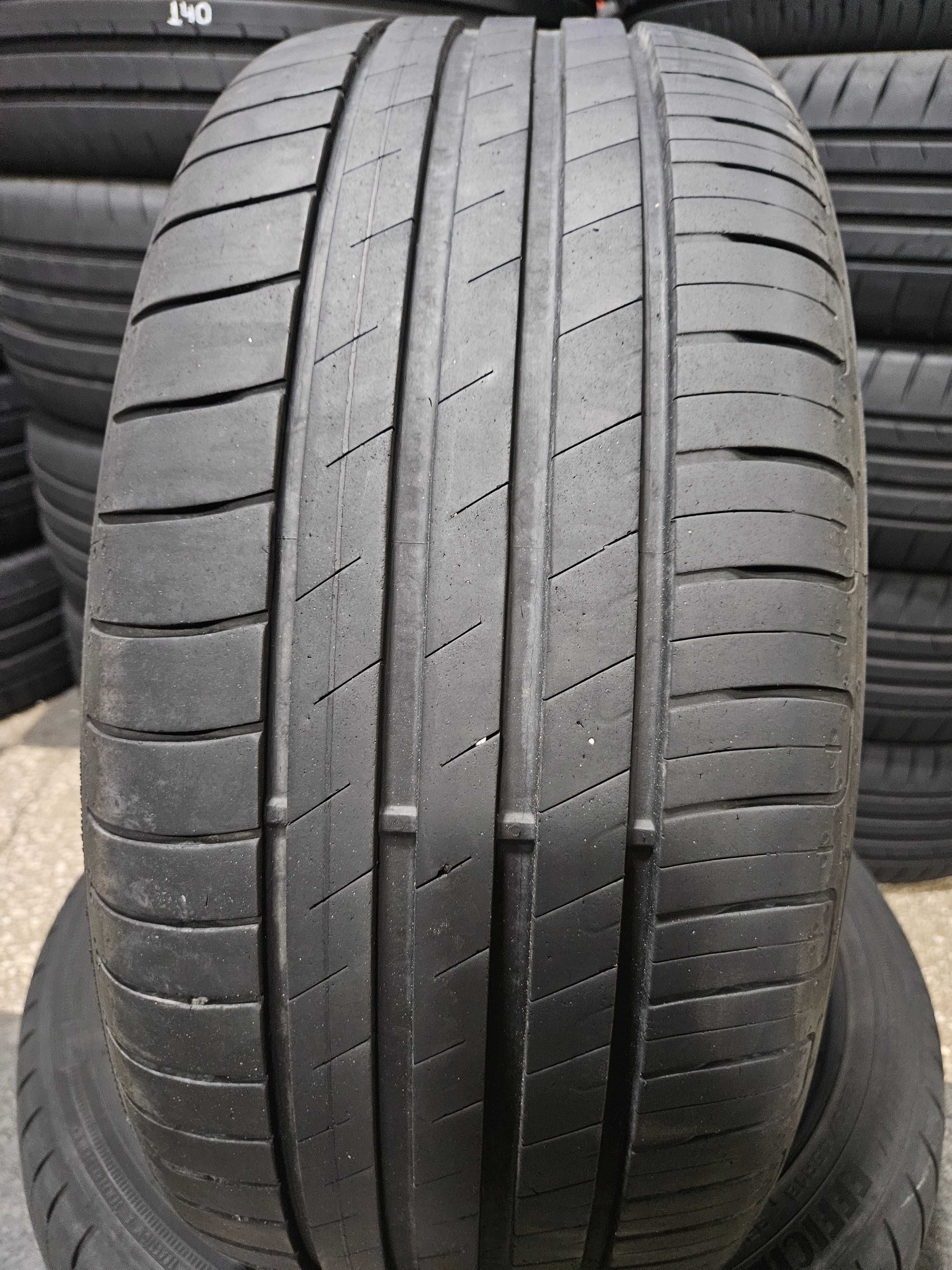 2бр 225/45/18 GOODYEAR 7мм грайфер дот:22г безплатен монтаж