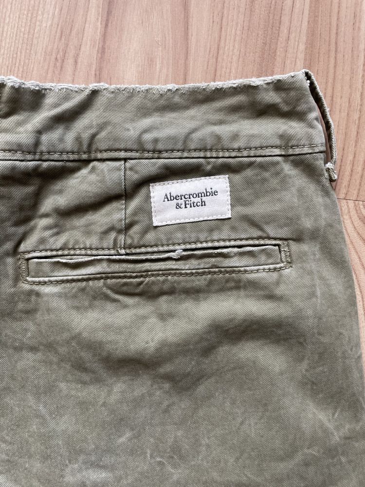 Abercrombie & Fitch / мъжки къс панталон W32