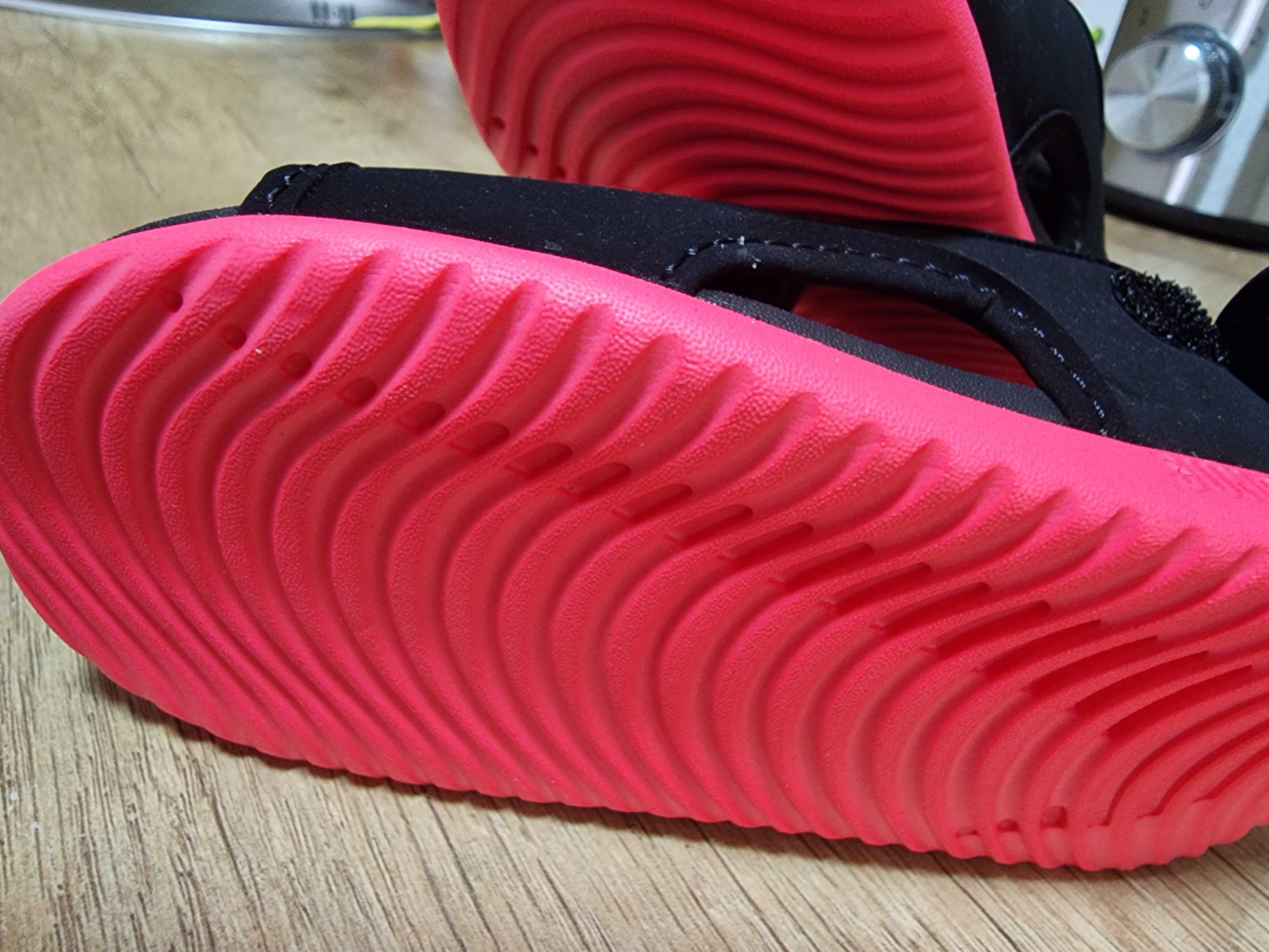 Сандали за момиче NIKE номер 25
