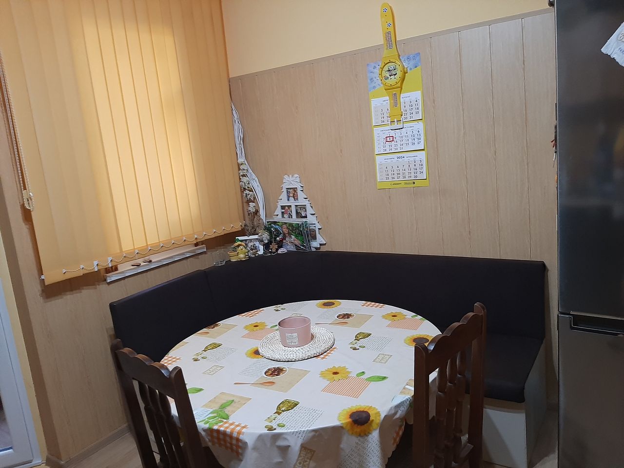 Продава се Тристаен апартамент в Плевен, Дружба 4 - 86 кв.м за 1128 €/кв.м - Снимка #5