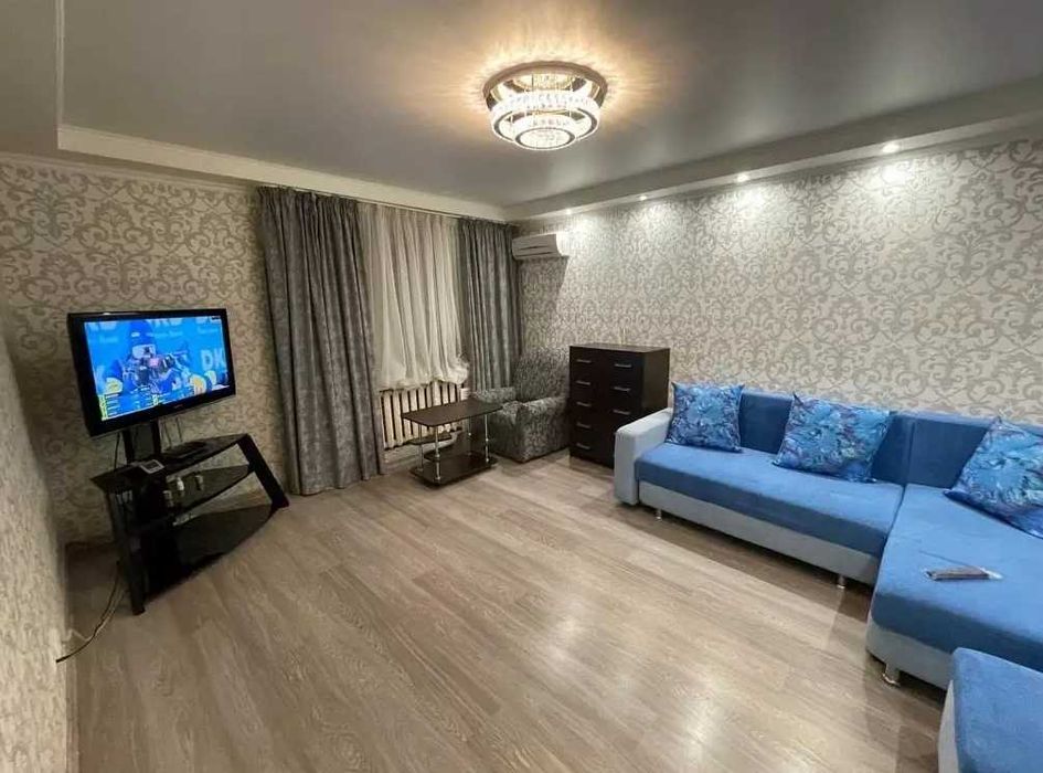 Дава се под наем Двустаен апартамент в Пловдив, Гагарин - 60 кв.м за 265.2 € - Снимка #1