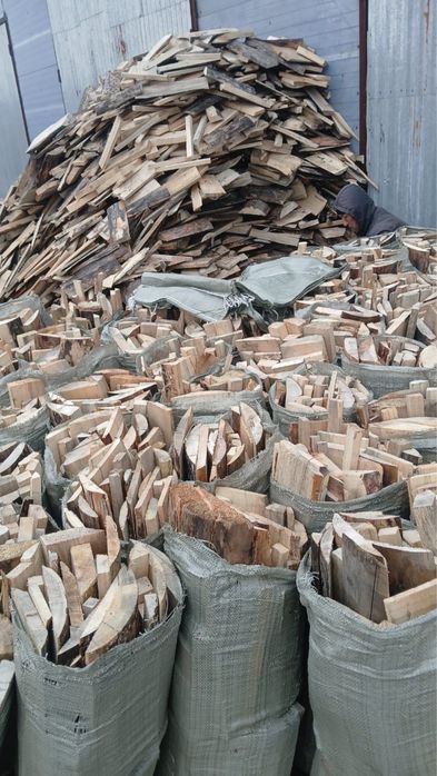 Сухие сосна (готовые дрова) мешок 1000 тг
