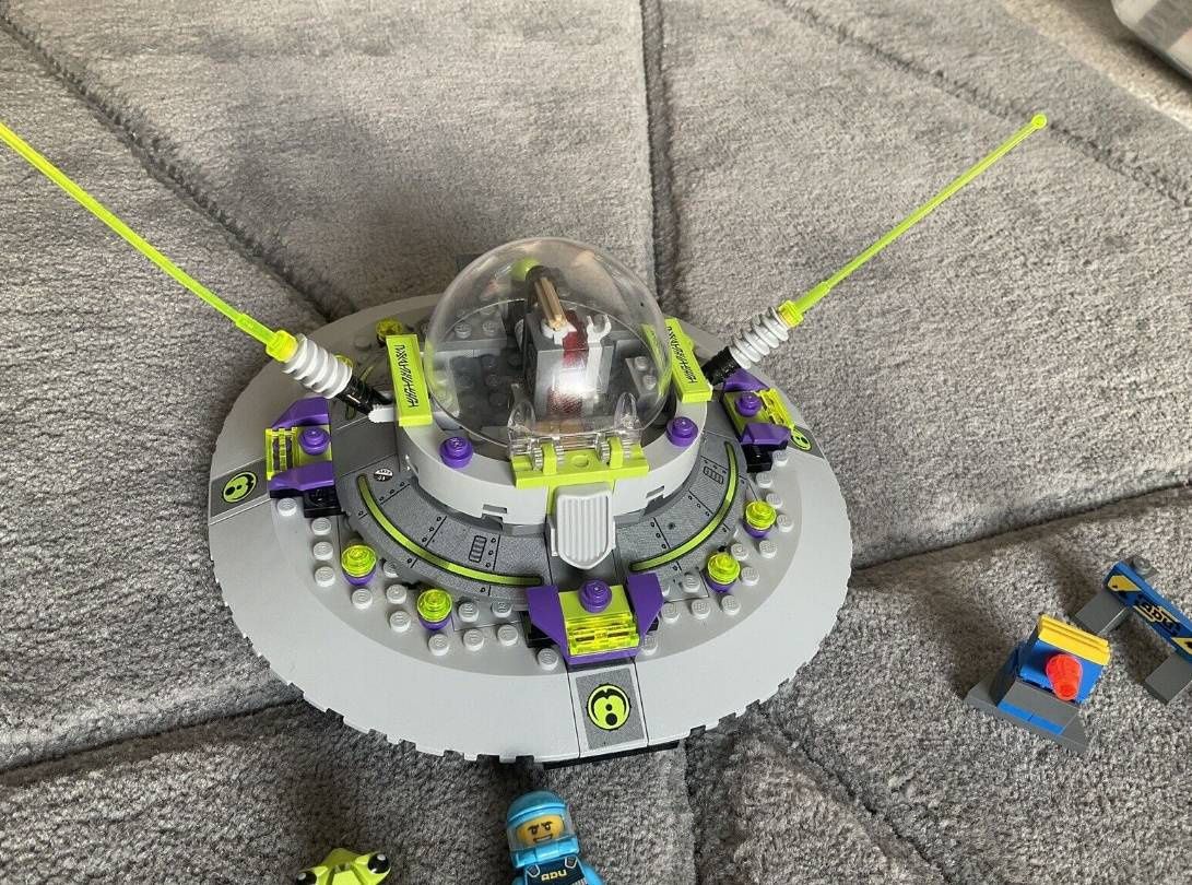 Lego Alien Conquest