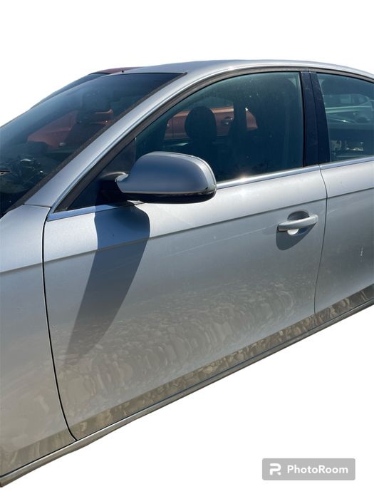 Usa stanga fata Audi A4 B8 Berlina