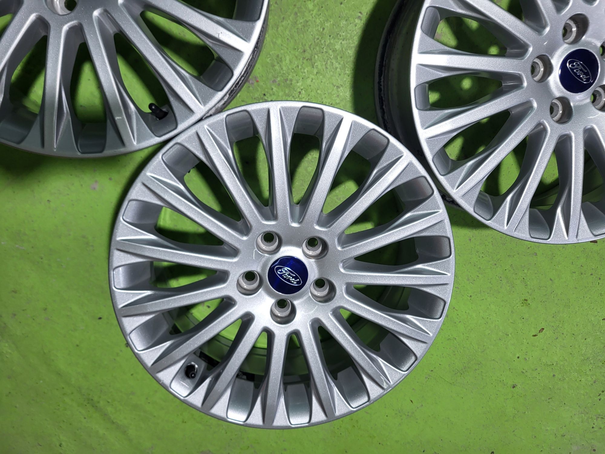 17 5x108 Ford лети джанти 5х108 форд