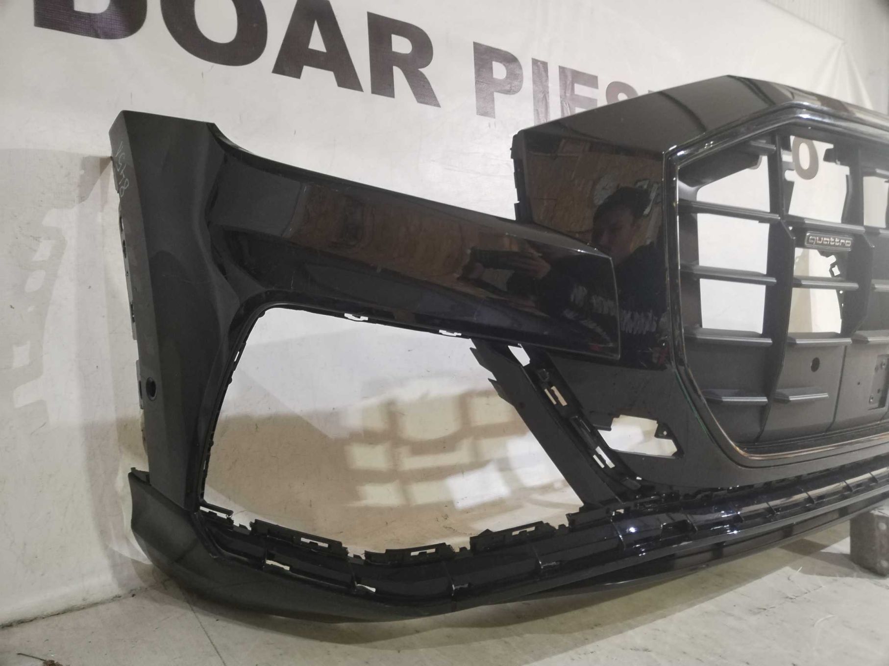 Bara fata Audi Q8, 2018, 2019, 2020, 2021, 2022, 2023, cod origine OE 4M8807437D, cu gauri pentru senzori de parcare (6).