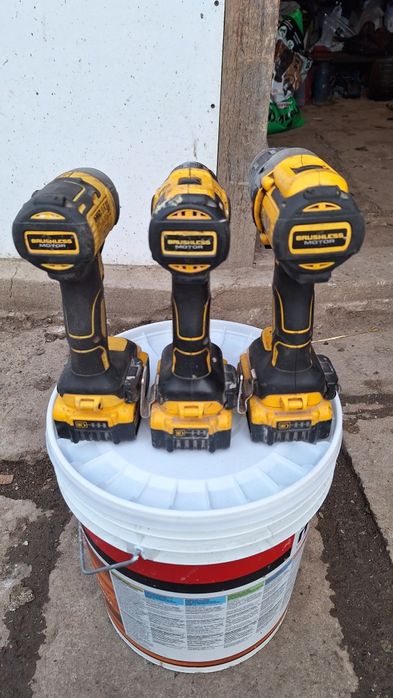 Dewalt DCD791, DCF787