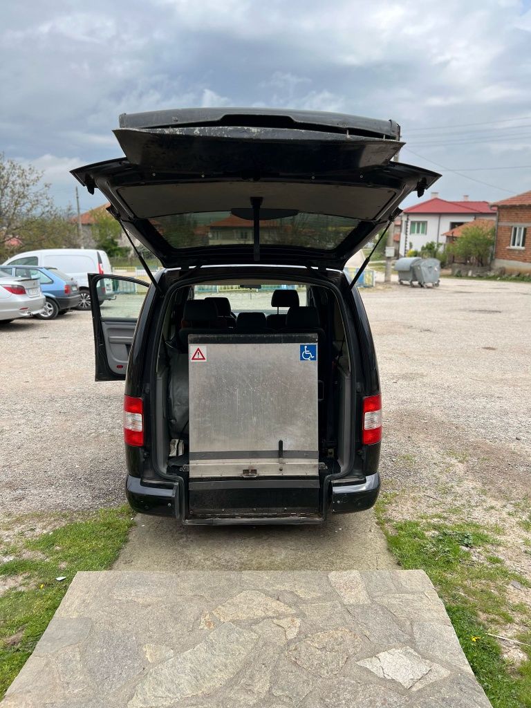 WV Caddy Maxi 1.9 tdi рампа за инвалидна количка