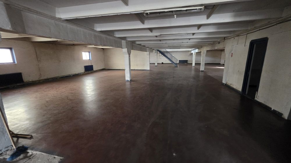 De închiriat/Vânzare 1400 mp hală|depozit 1,78 euro/mp,Calea Borsului