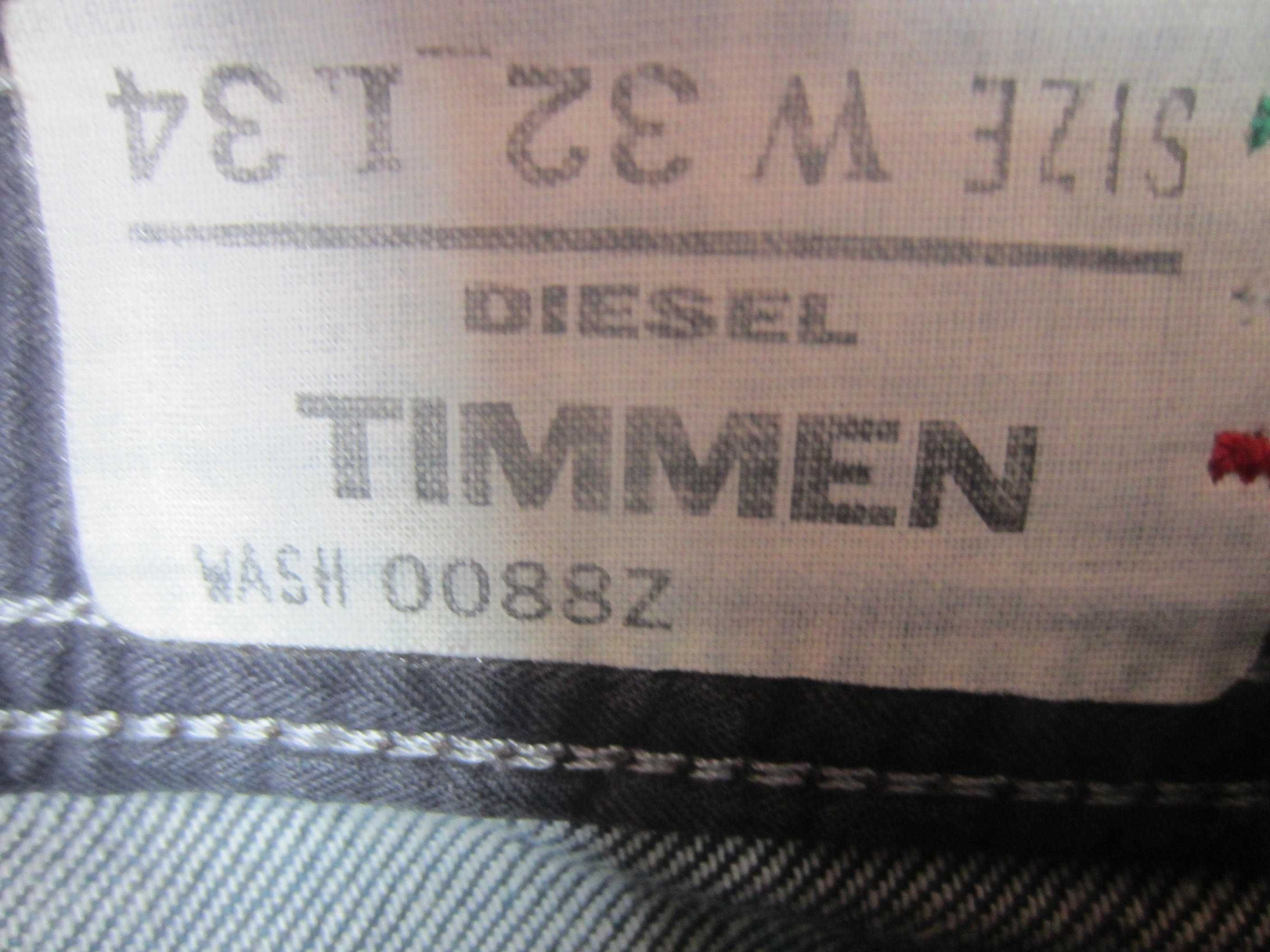 Blugi Diesel TIMMEN,W32 L30,Talie=82cm,Lung=95cm,croiala dreapta