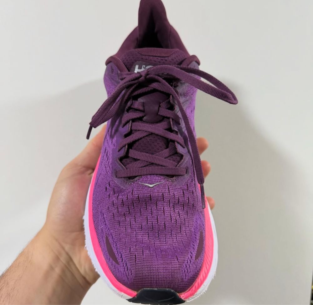 Hoka Clifton 8