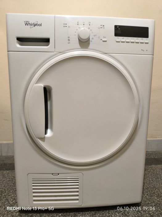 Сушилня за дрехи - термопомпа -Whirlpool HDLX 70310.