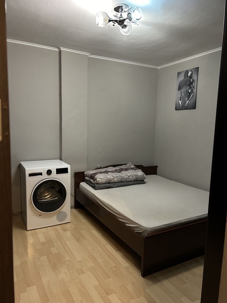 Продава се Тристаен апартамент в Сливен, Център - 120 кв.м за 1063 €/кв.м - Снимка #11