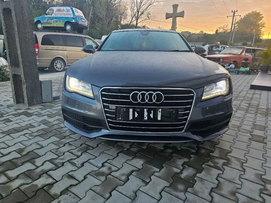 Dezmembrez Audi A7 S Line 3.0 TDI cod motor CDUC an 2012
