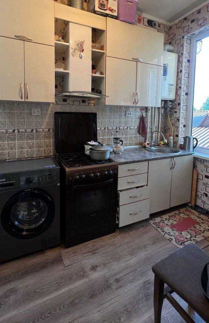 Продаётся 1/3/3 квартира, Камаши 25/15, Орр посольство Ирана  69 школа