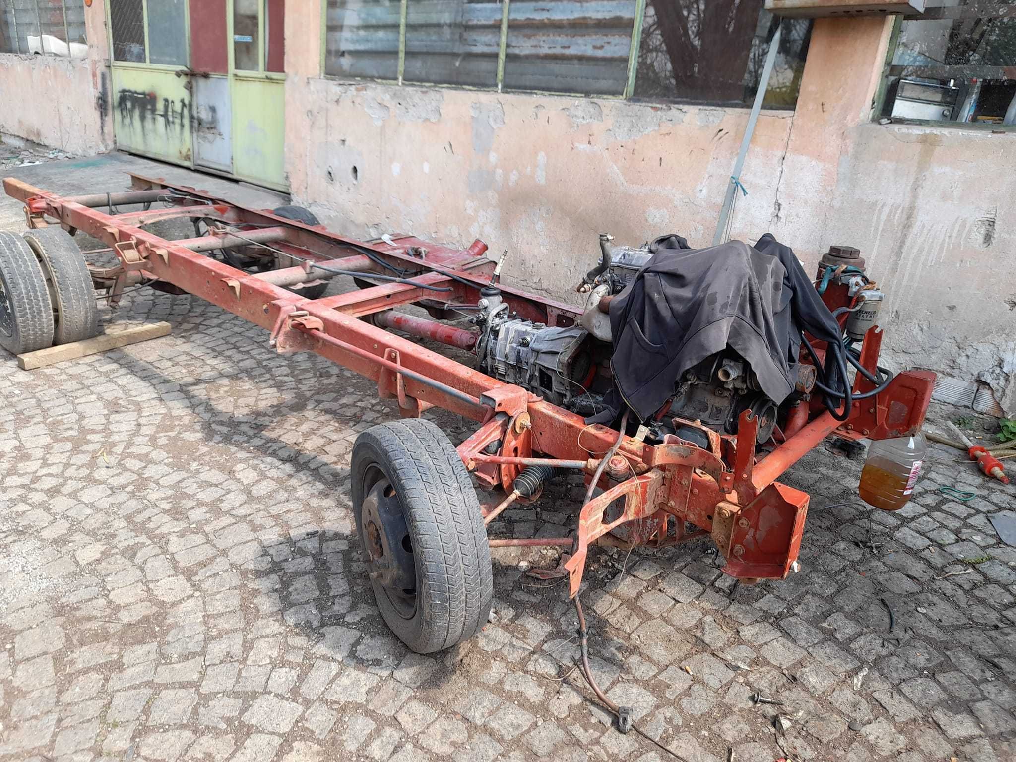 Fiat Iveco Deili 2.5  TD na 4asti , imam i novi.