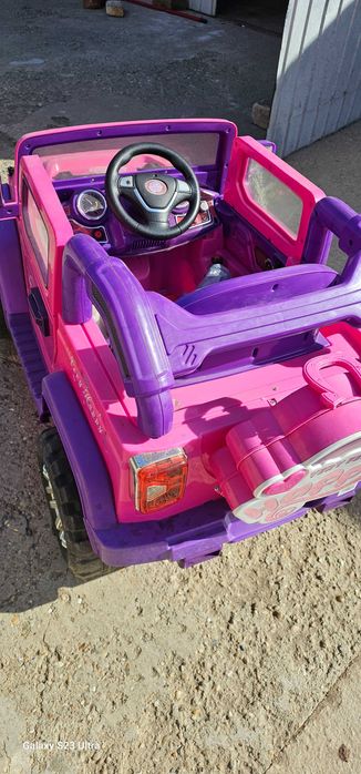 Masinuta electrica Jeep ReBack roz