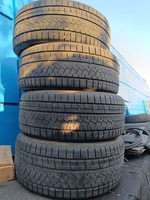 Продам шины в хорошем состоянии липучка