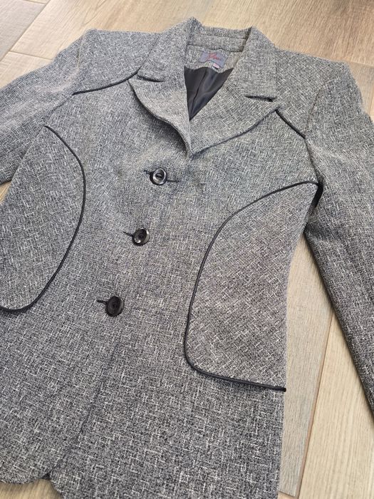 Дамско сако с вълна