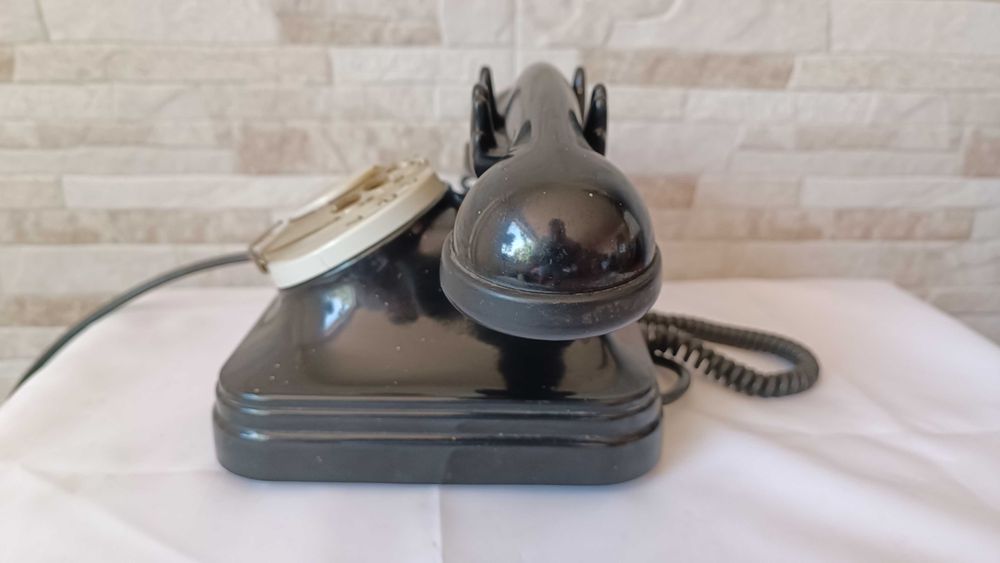 Немски телефон с вилка- Siemens - 1950" година