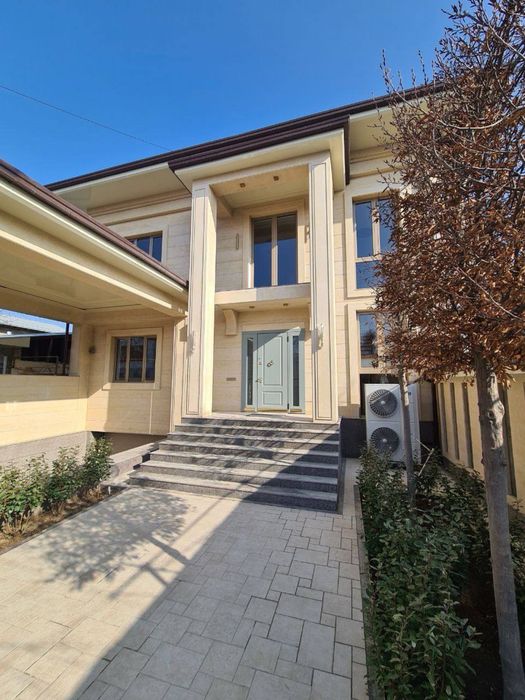 центр Луначарского  Дом 6 соток