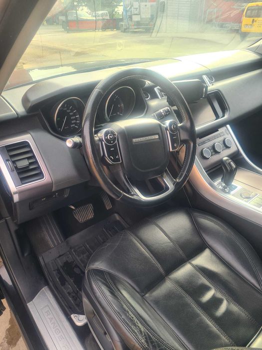 Range rover sport