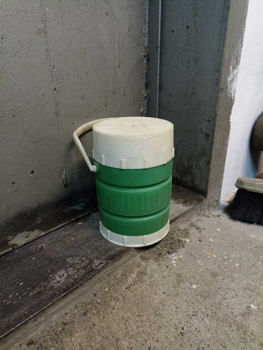 термос небольшой