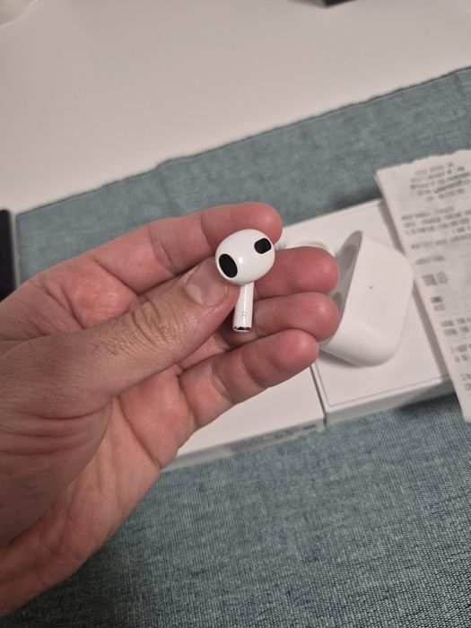 Casti AirPods 3 originale cu garantie