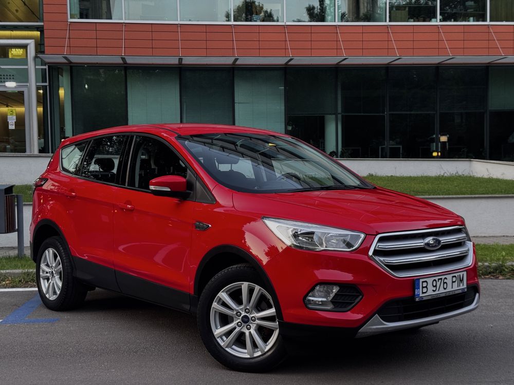 Ford Kuga Titanium 2018 EcoBoost - Carte Service
