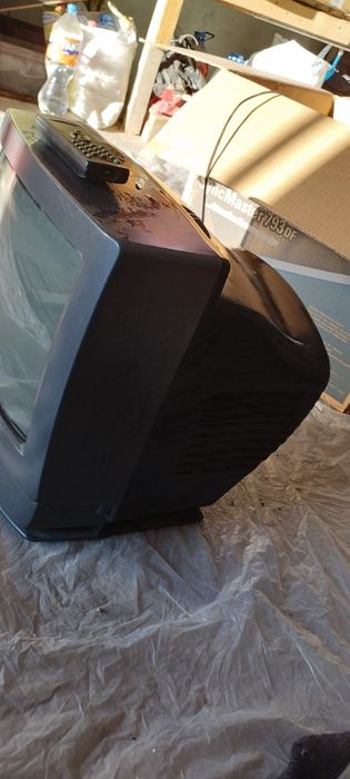 Продам телевизор LG