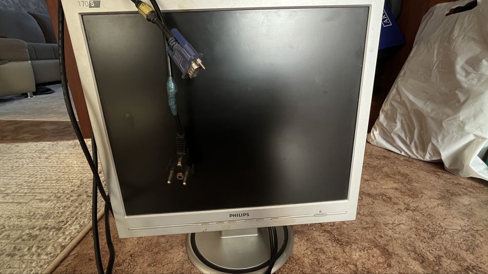 хорошее состояние, могу скинуть подробно со всех сторон