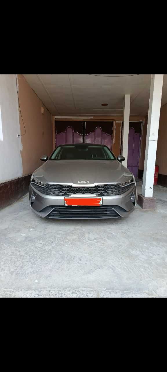 Kia K5 sotiladi 2023
