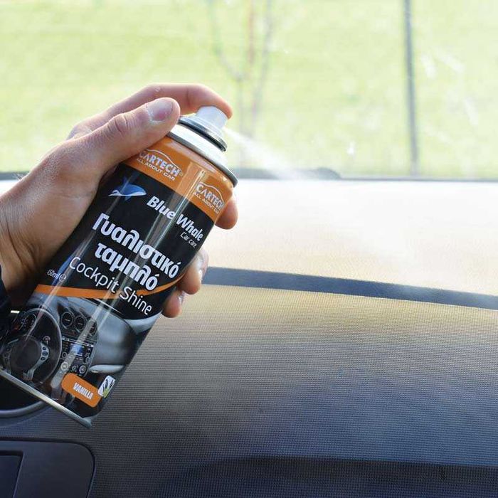 Спрей за автомобилни табла,пвц  повърности и други Cartech 650 мл.