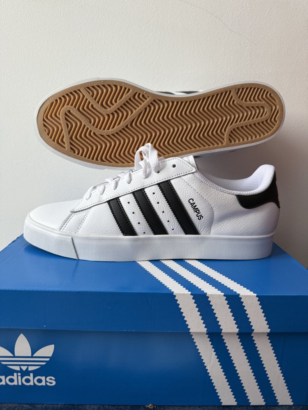 Бели мъжки кецове/маратонки, Adidas Campus VULC, номер 44 и  2/3
