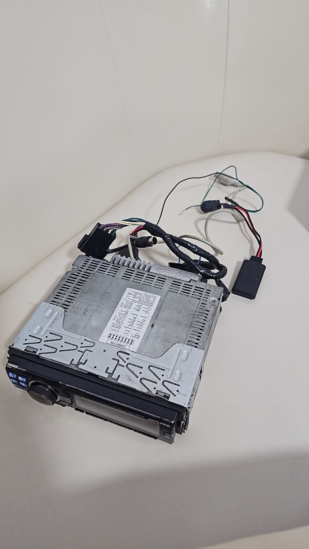 player auto Alpine 9884R+Modulator BT