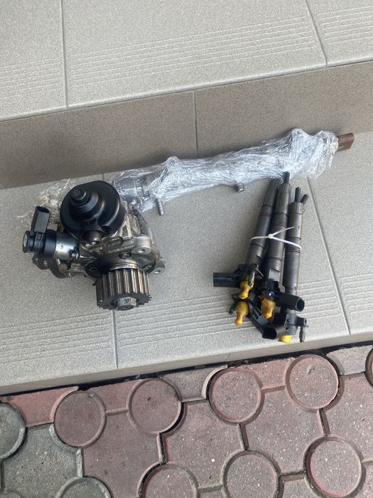 Injectoare pompa rampa vw skoda 240 cp 03N