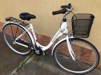 Градски велосипед с чисто нови гуми